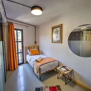 Vavien Hotell